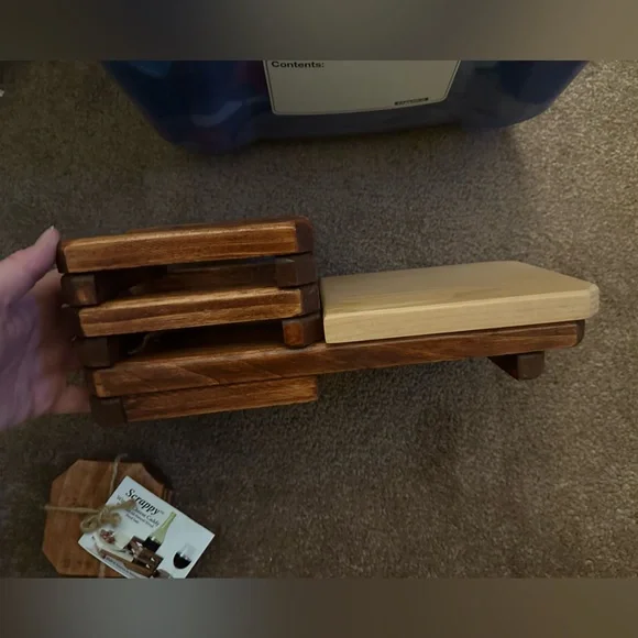 Wine and Cheese Caddy with wooden coasters - Picture 2 of 3